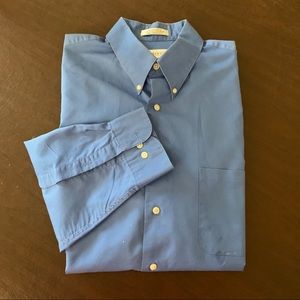 Van Heusen men’s dress shirt